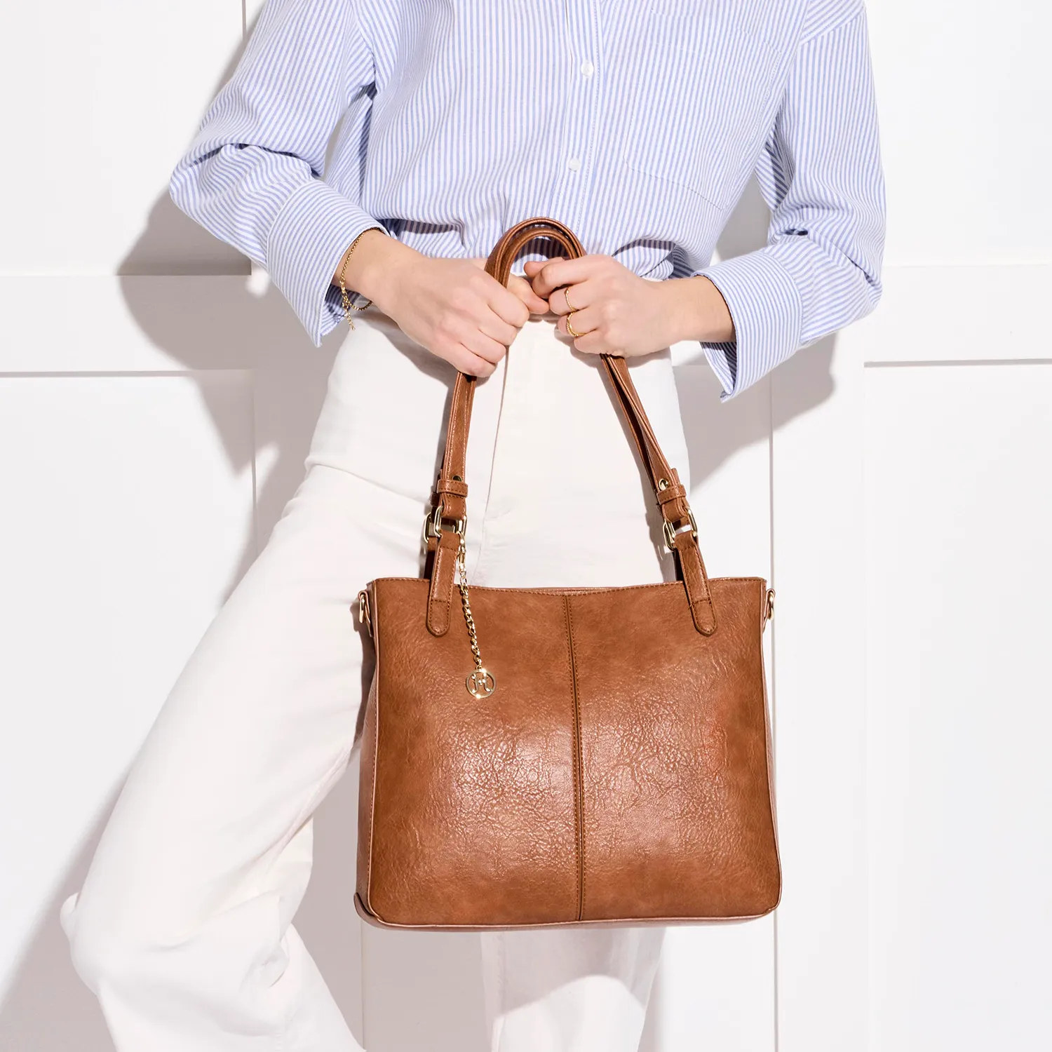 MENA Vegan Tote Bag in Black