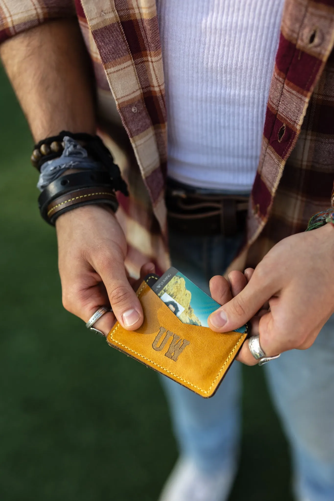 Steamboat Collection | Card Holder | Grey   Butter